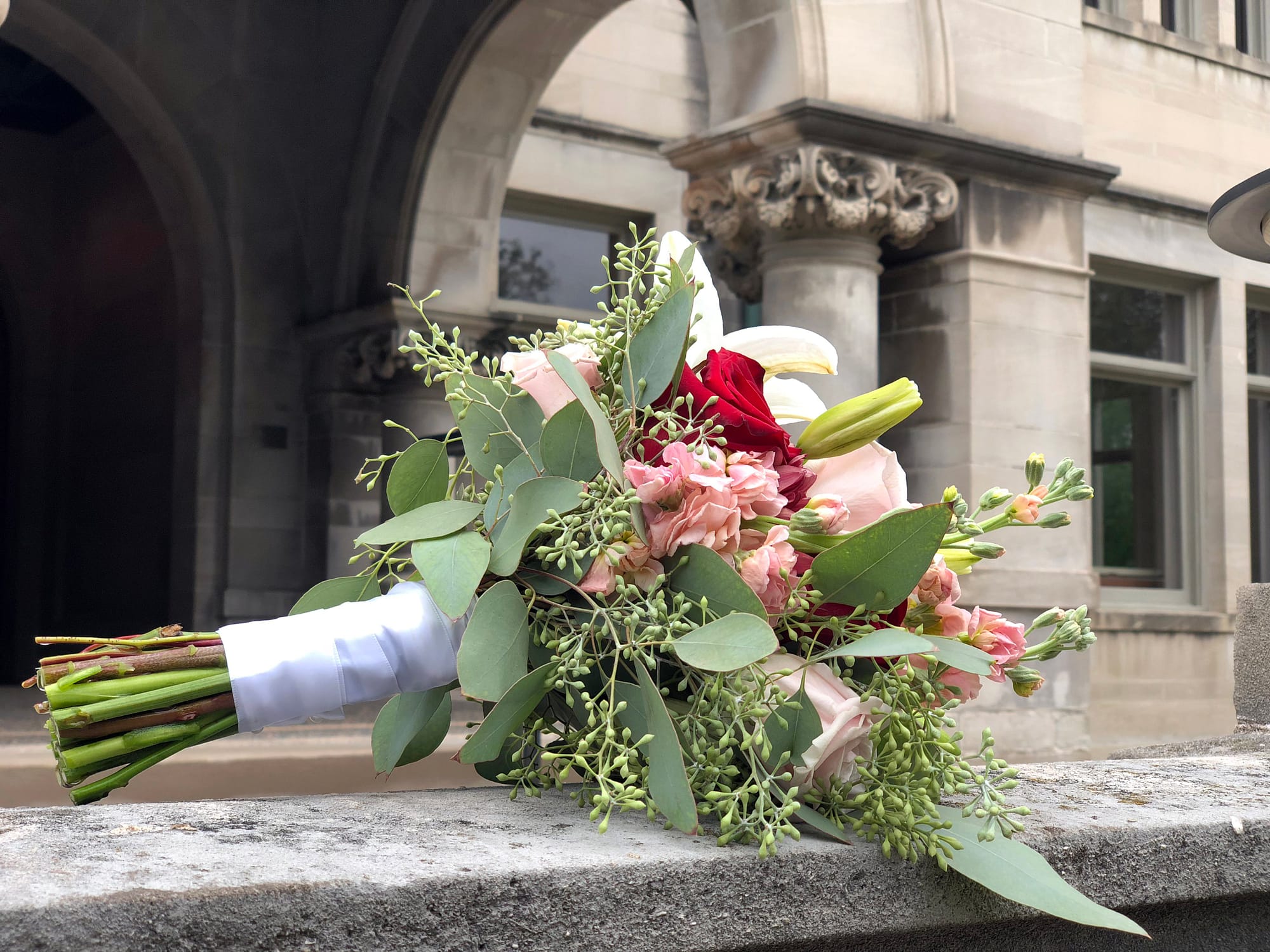 american swedish institute minneapolis wedding flowers bridal bouquet