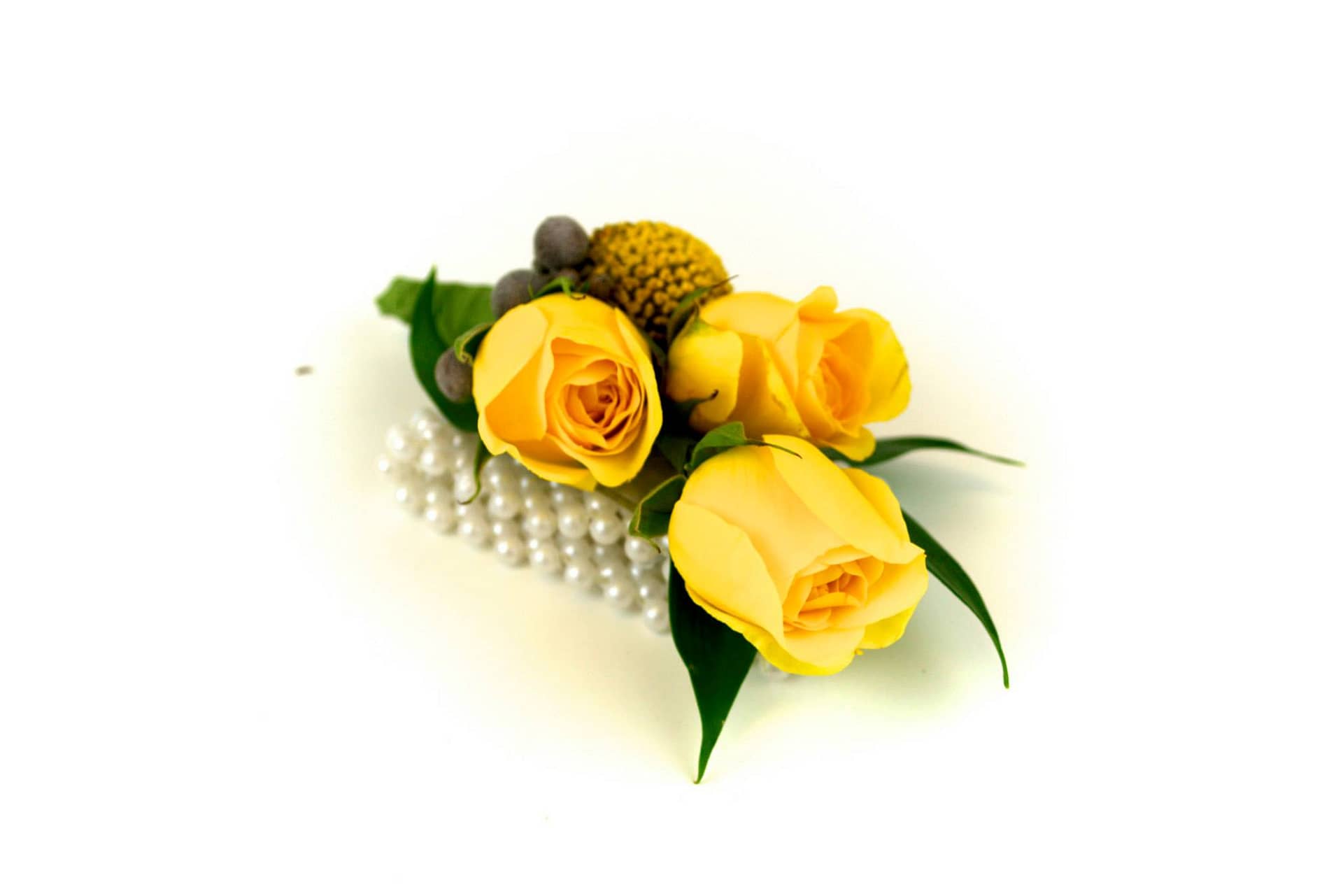 minneapolis-florist-wedding-yellow-rose