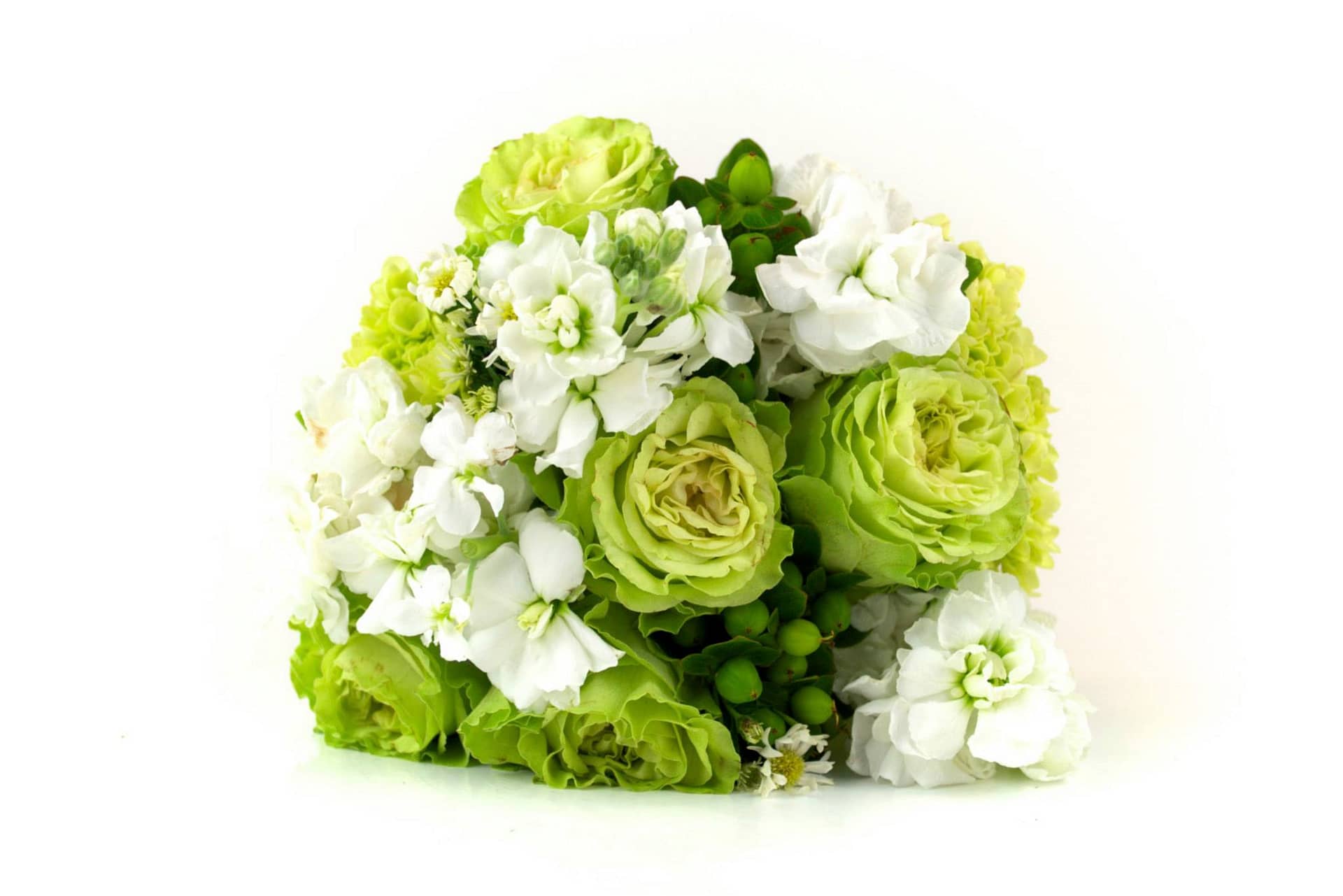 green-white-wedding-flowers-minneapolis-minnesota