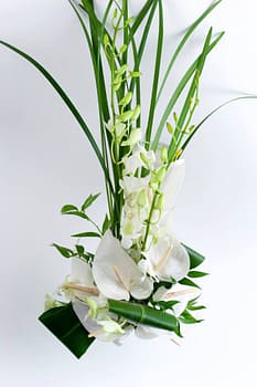 wedding centerpiece florist minnesota white spring