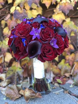 wedding-floral-ideas-cost-near-me-Minessota-flowers-florsit-weddings-events-blaisdale-bouquets-bouquet-callas-roses-orchids
