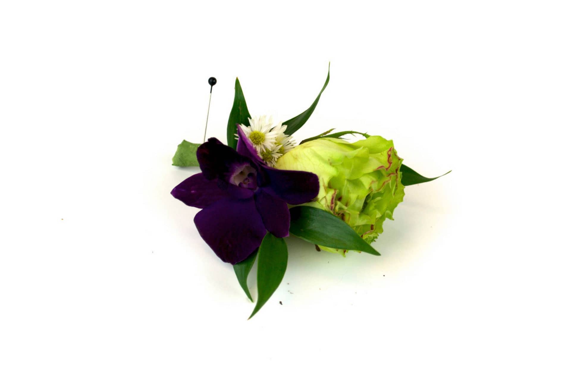 wedding-boutonnieres-minneapolis-purple-green